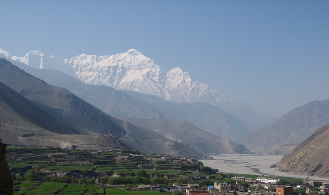Lower Mustang Trek
